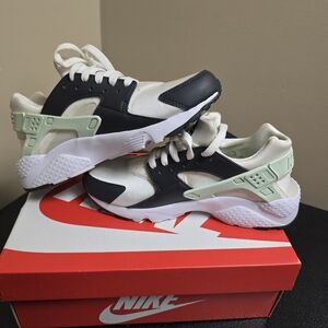 Nike Kids' Black, White, and Mint Sneakers